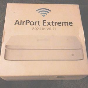 AirPort Extreme 802.11n Wi-Fi simultaneously dual band